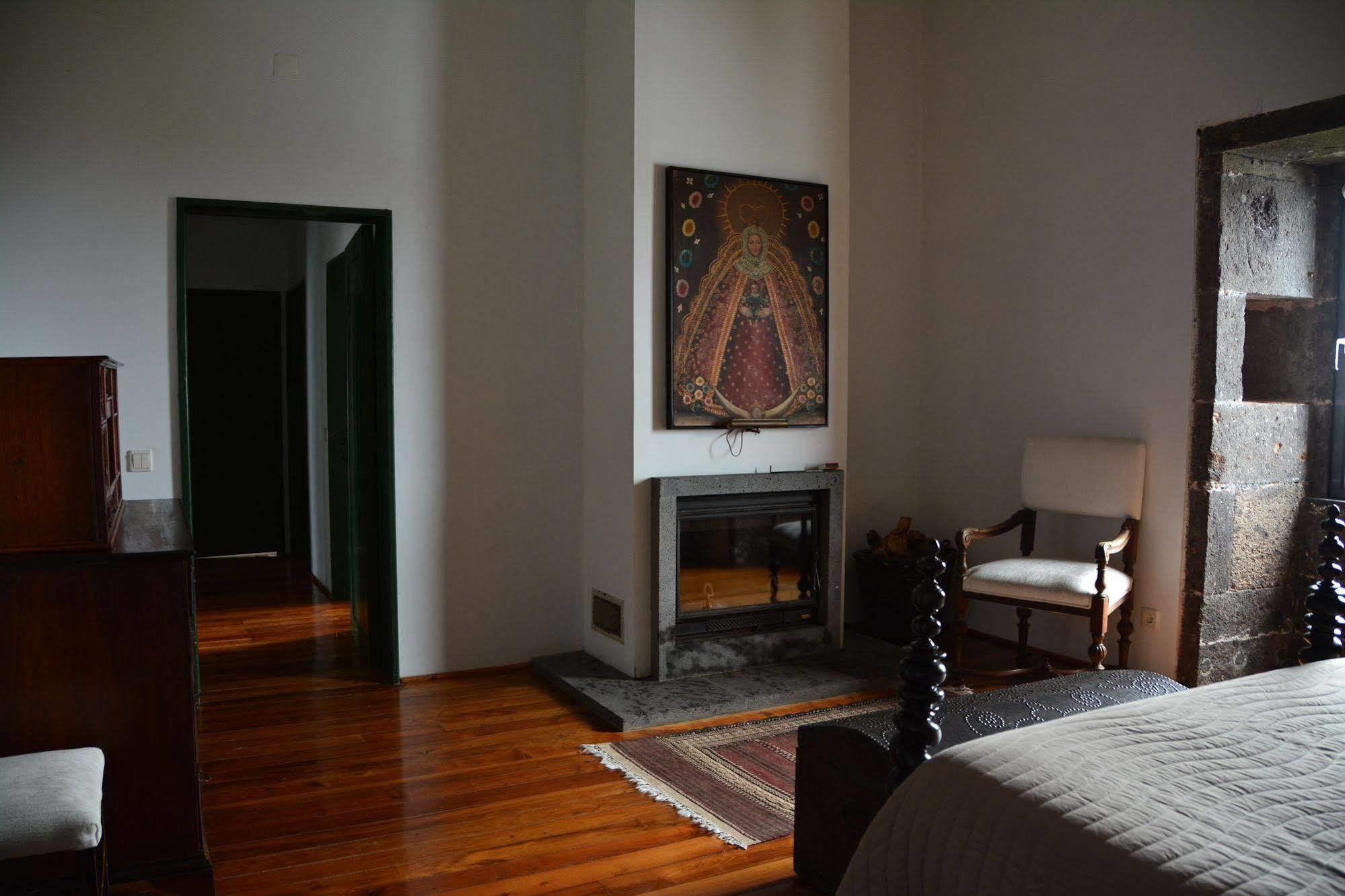 ヴィラ・フランカ・ド・カンポ Convento De Sao Franciscoヴィラ エクステリア 写真