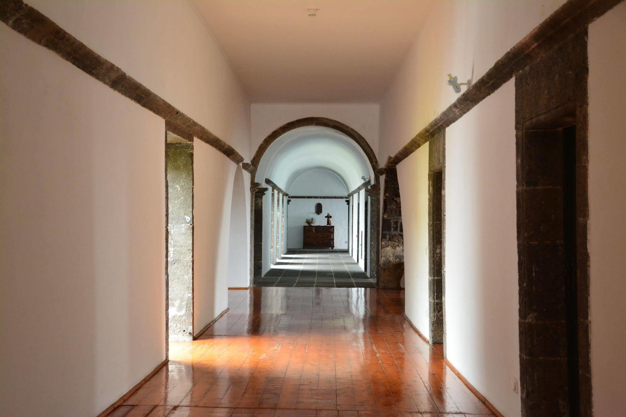 ヴィラ・フランカ・ド・カンポ Convento De Sao Franciscoヴィラ エクステリア 写真